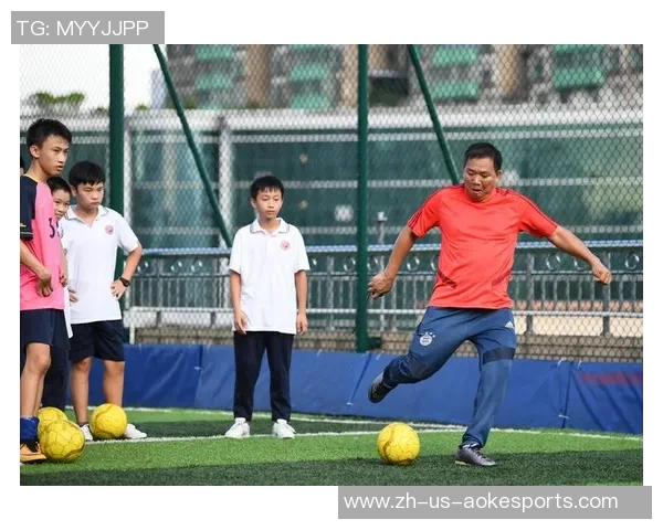 足球傻瓜的奇妙旅程从菜鸟到球场英雄的成长故事